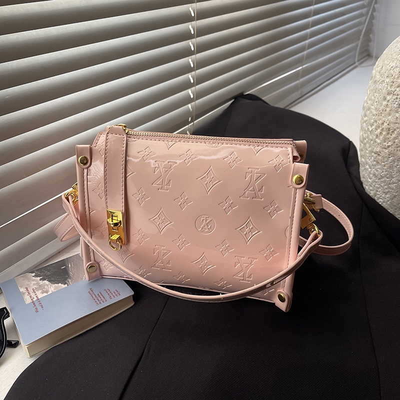 Classic Design Collection 2026 - Women'S Bags New Collection review and price