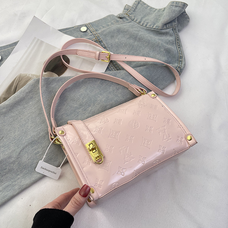 Classic Design Collection 2026 - Women'S Bags New Collection review and price