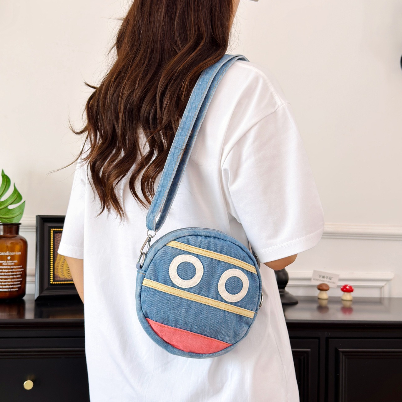 Funny Face Patch Round Crossbo - Circle Round Bag review and price