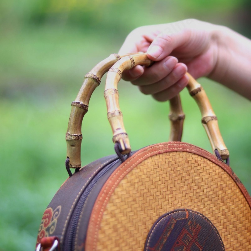 Round Bamboo Woven Xiangyun Fa - Women'S Retro Bags review and price